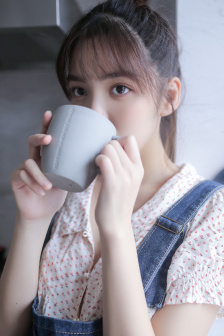 无码手机线免费播放三区视频